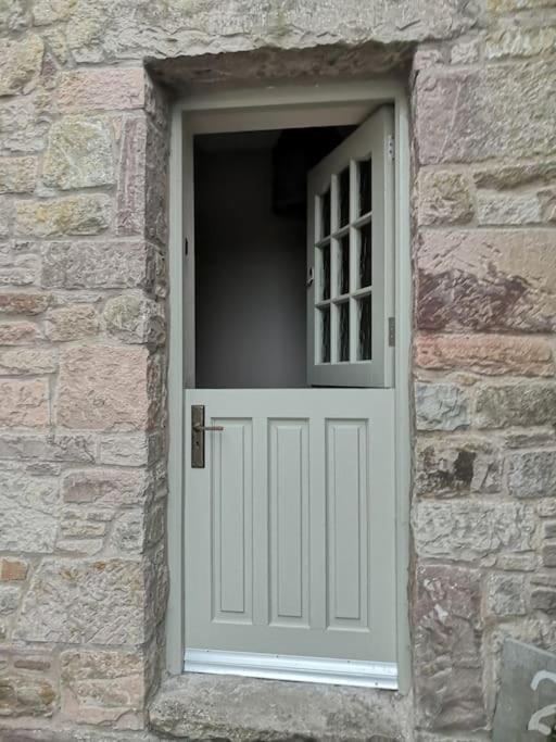 Converted Cattle Barn Overlooking Strangford Lough Newtownards Zewnętrze zdjęcie